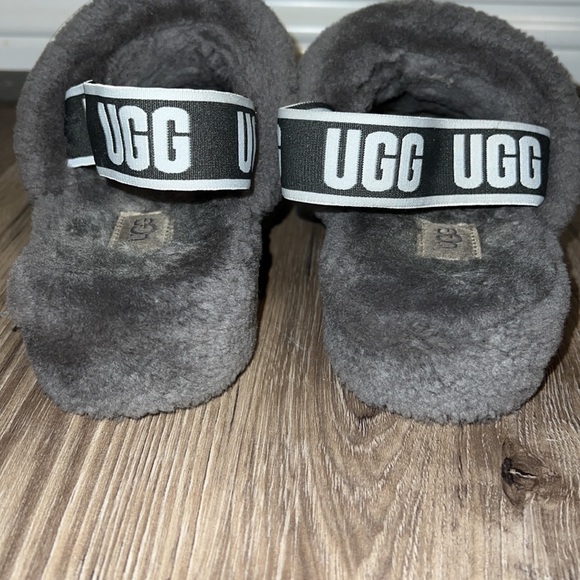 Ugg Slippers - Picture 3 of 3